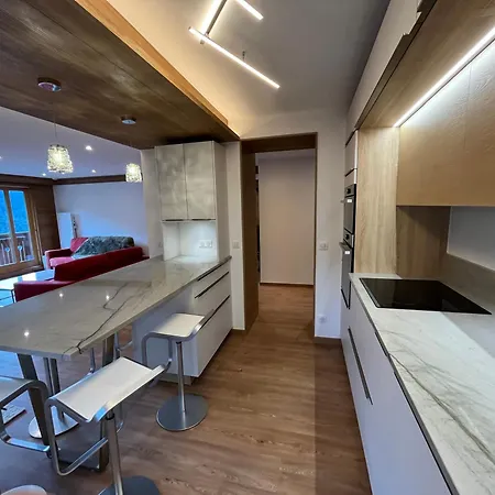 Apartment Renovated 6-8 Pers Luxury In Centre 85m2 3br 3ba With Mountain View And Boots Heater ! Meribel
